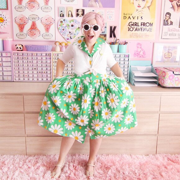 Modcloth Banned Apparel green daisy button up dress size Medium - Picture 2 of 9